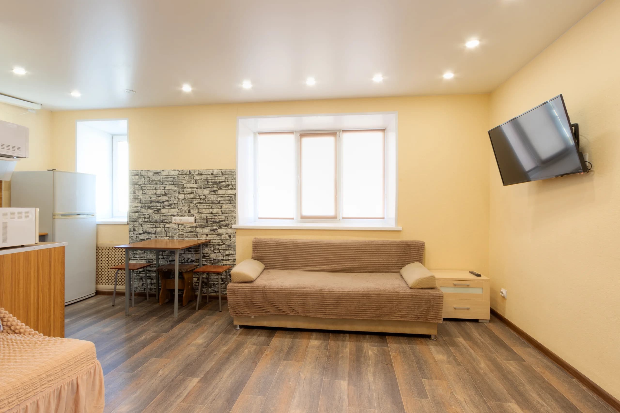 Renting to Family in Your Secondary Suite: CRA Rules, Fair-Market-Rent Traps, and the Tax Hit