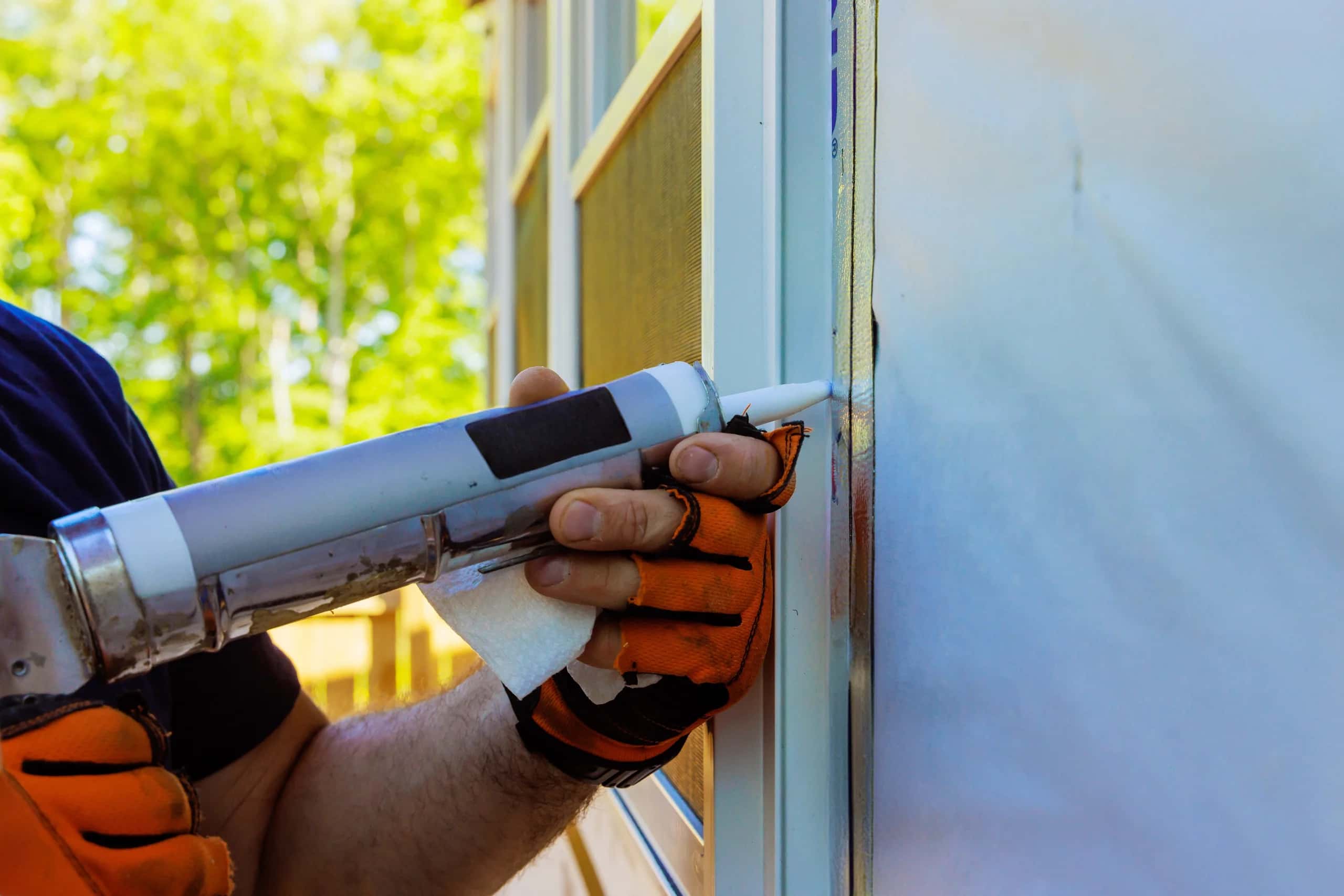 Exterior Caulking in Cold Weather: Cure Temperatures, Joint Movement, and When a Fall Reseal Holds