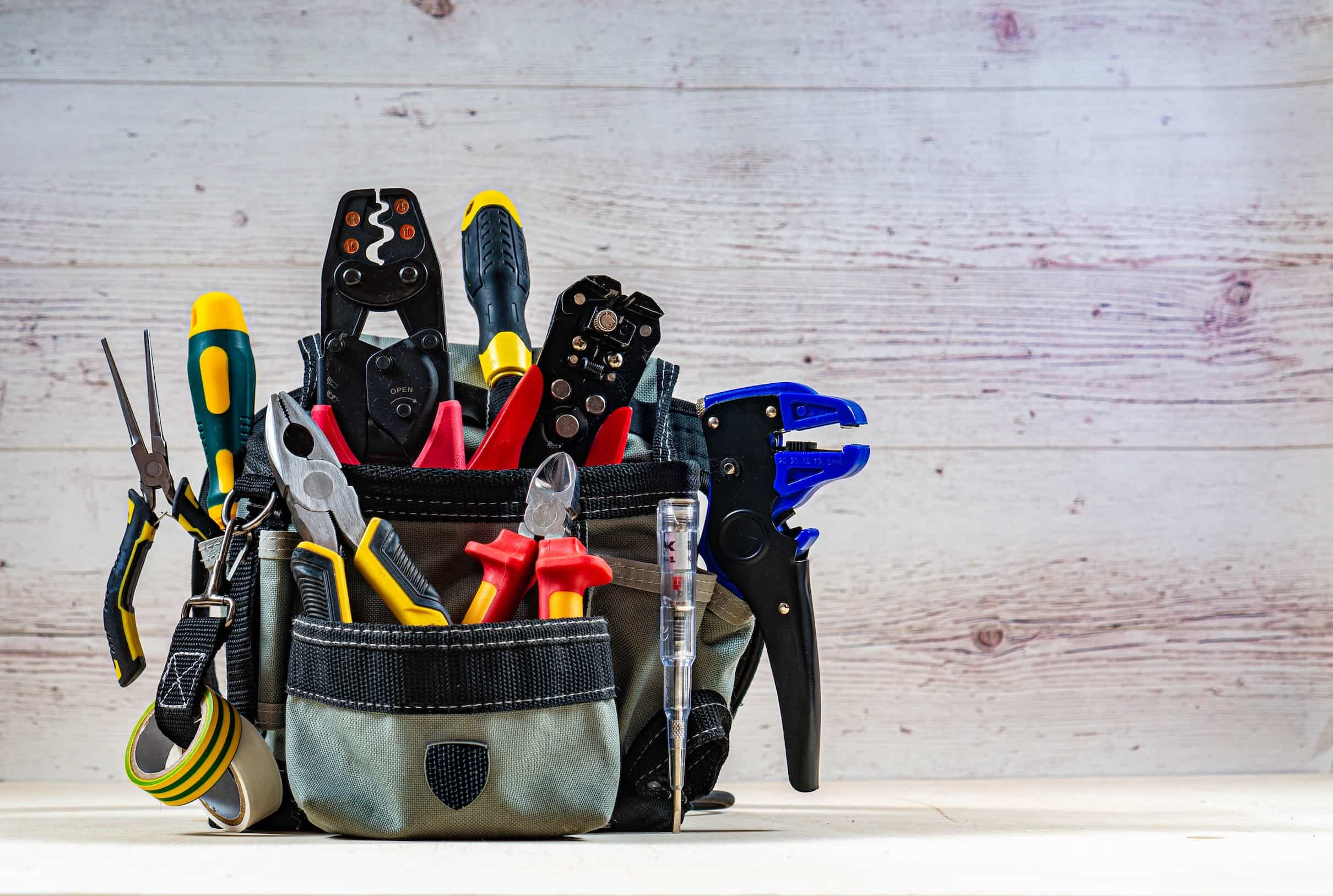 The Beginner's DIY Toolkit: 20 Tools Every Canadian Homeowner Should Own