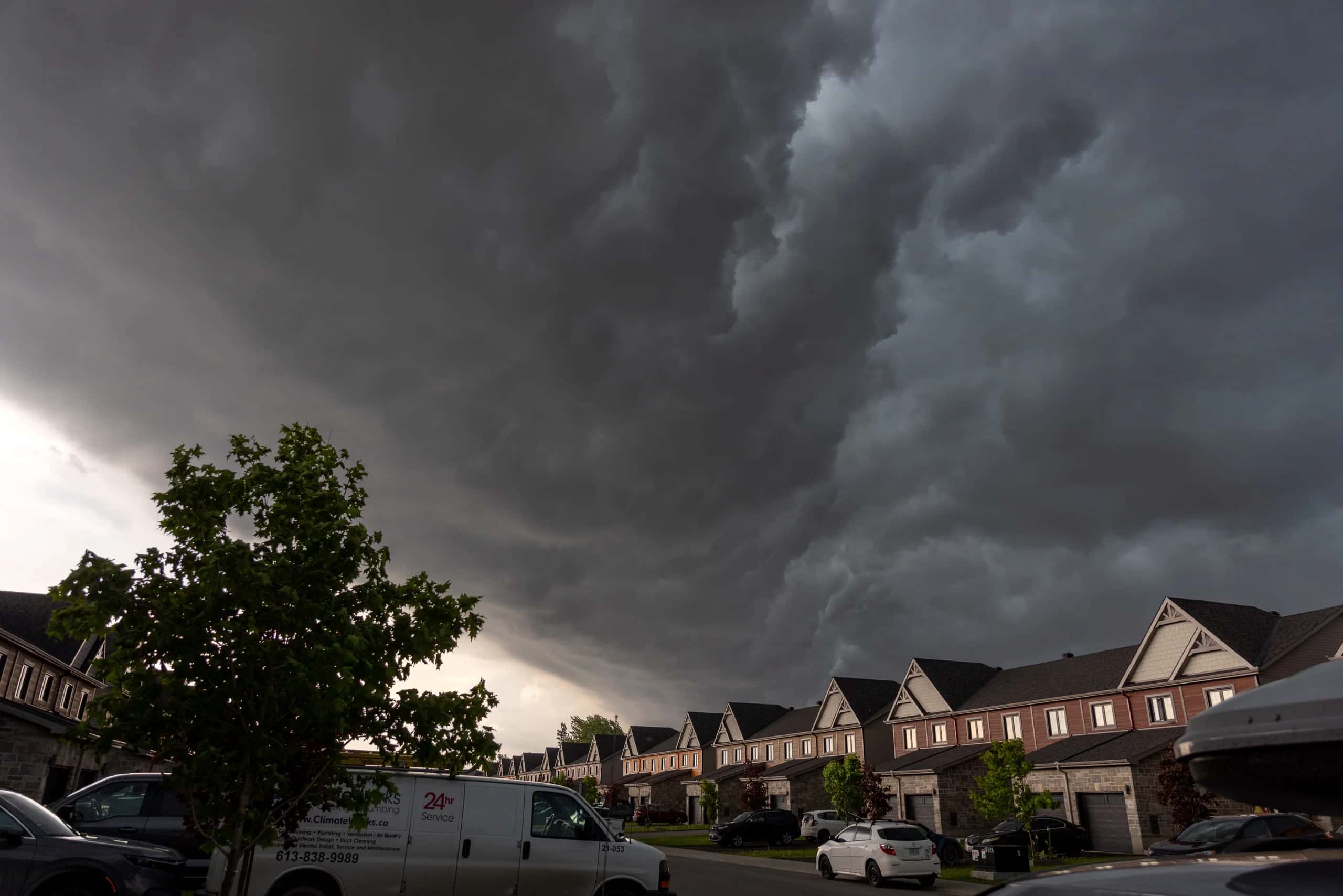 Ontario and Quebec Homeowners Face Days-Long Outages and Basement Flooding After Canada Day Storms, Heat Persists