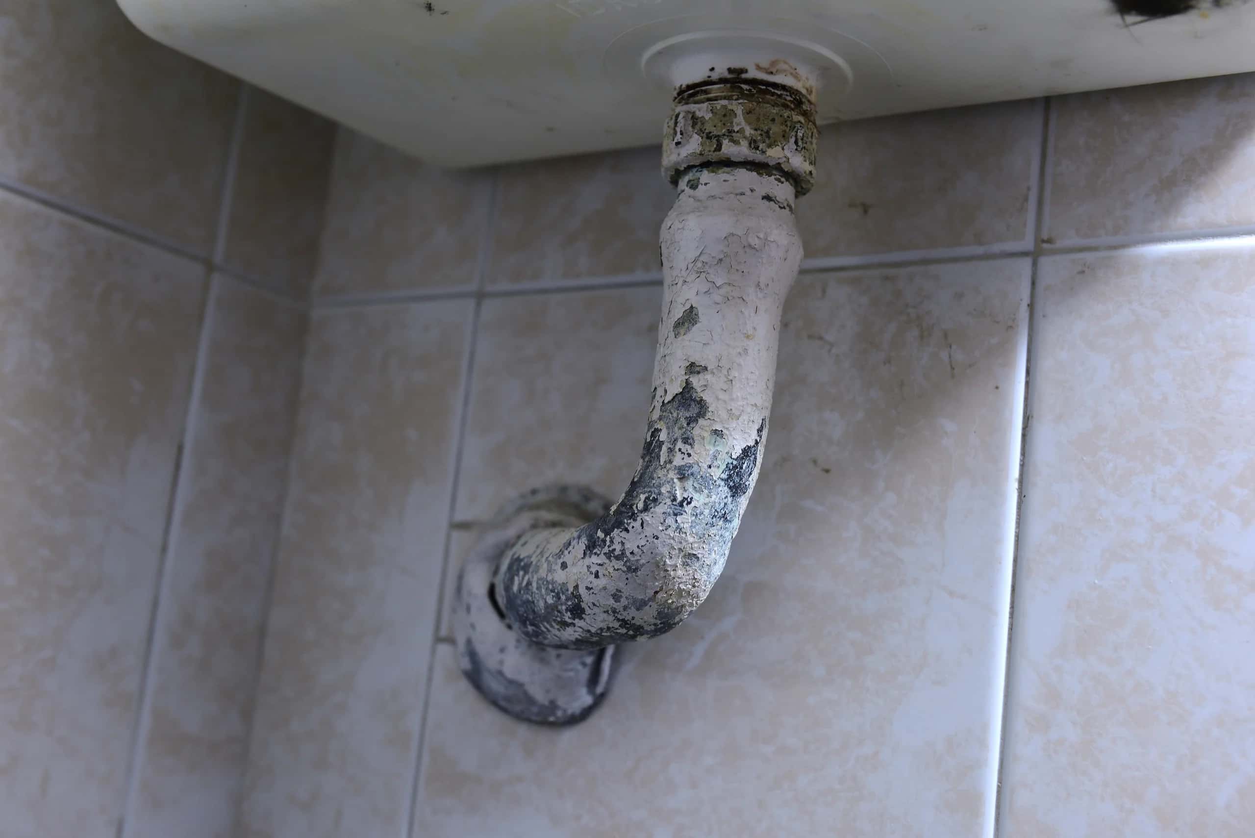 Lead Water Pipes in Canada: How to Check, Costs, and Rebates