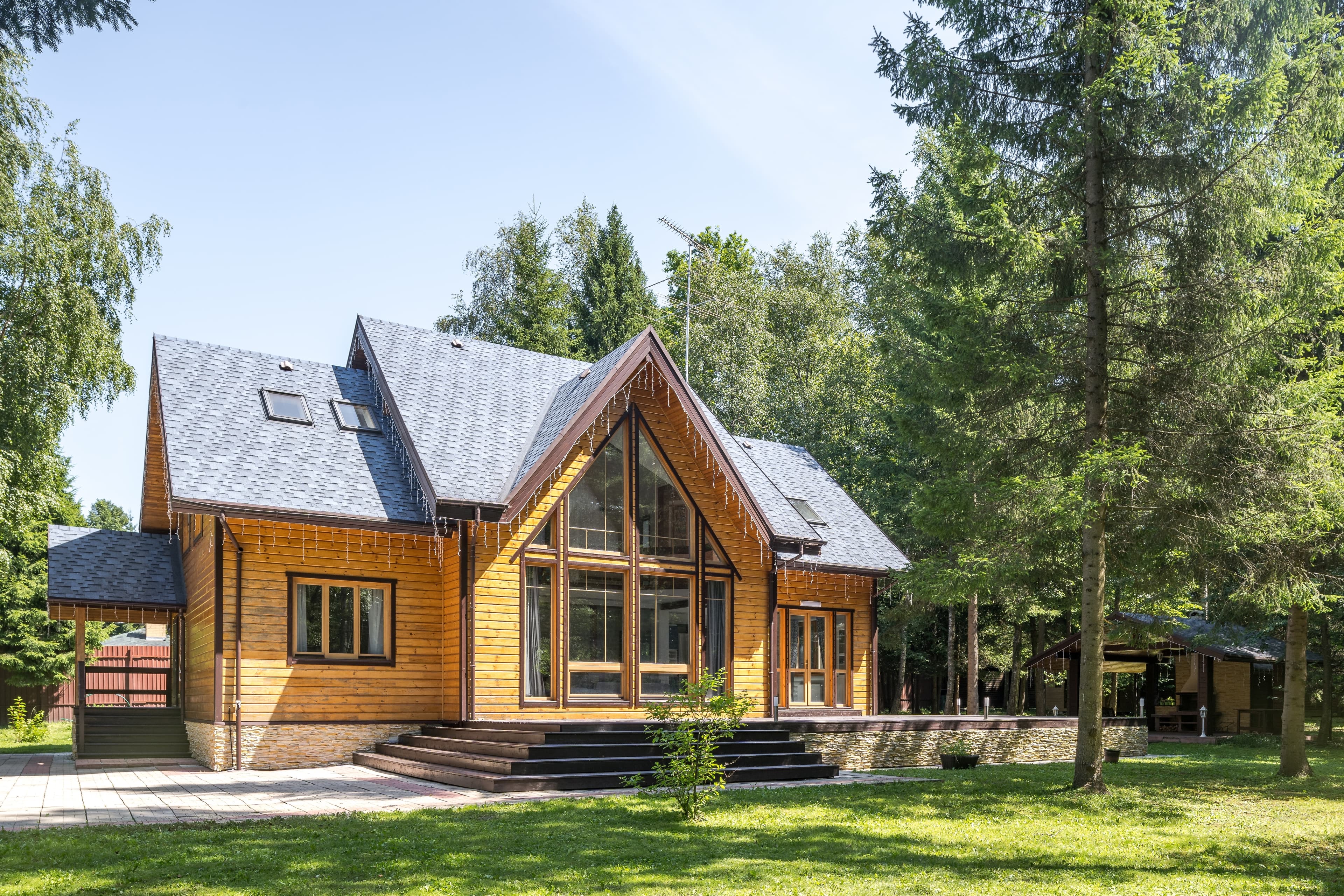 Opening The Cottage Checklist: Insurance, Plumbing, Pests & More