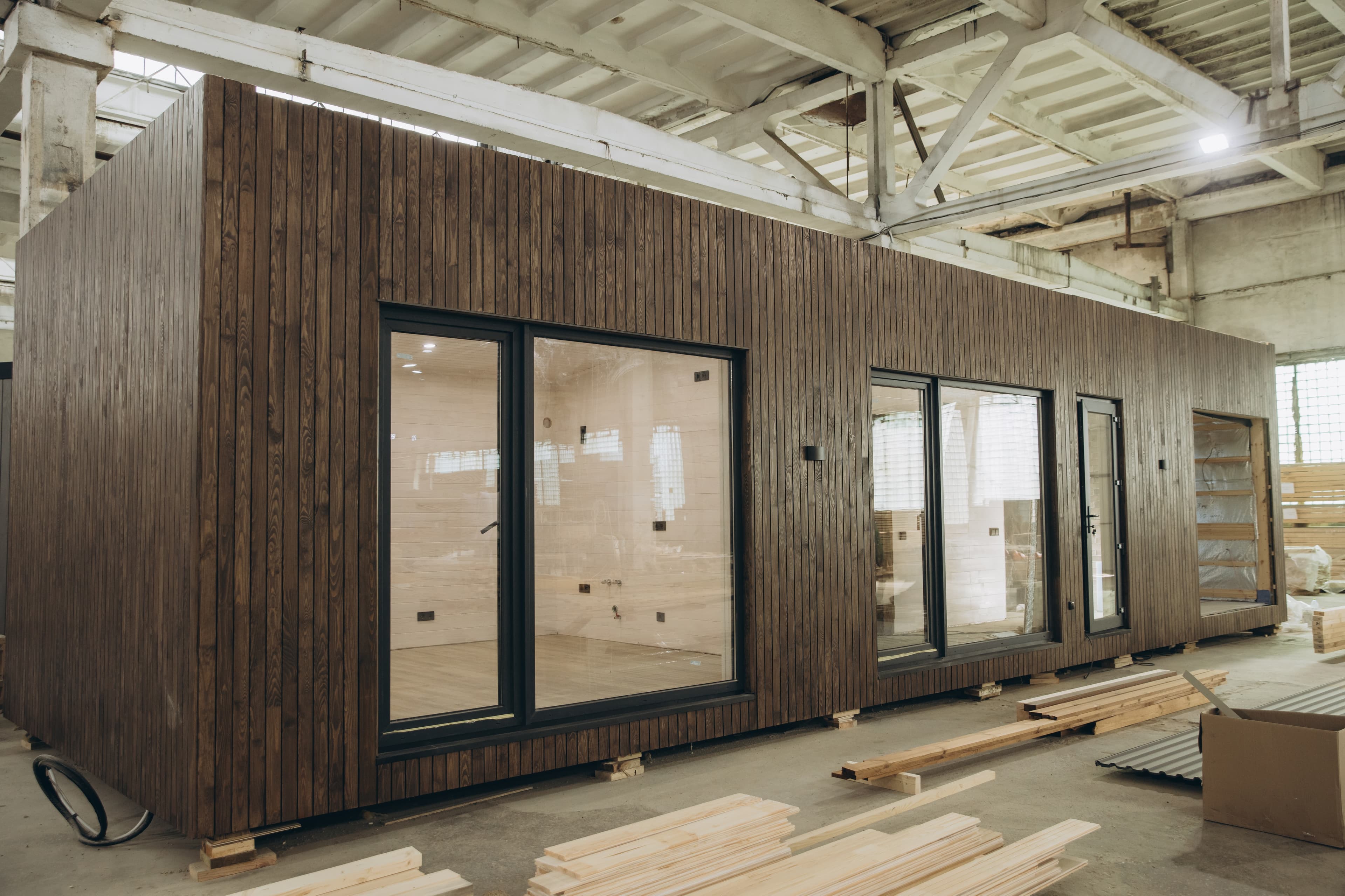 Modular, Prefab, and Manufactured Homes in Canada: Codes, Winter Performance, Costs, and Financing