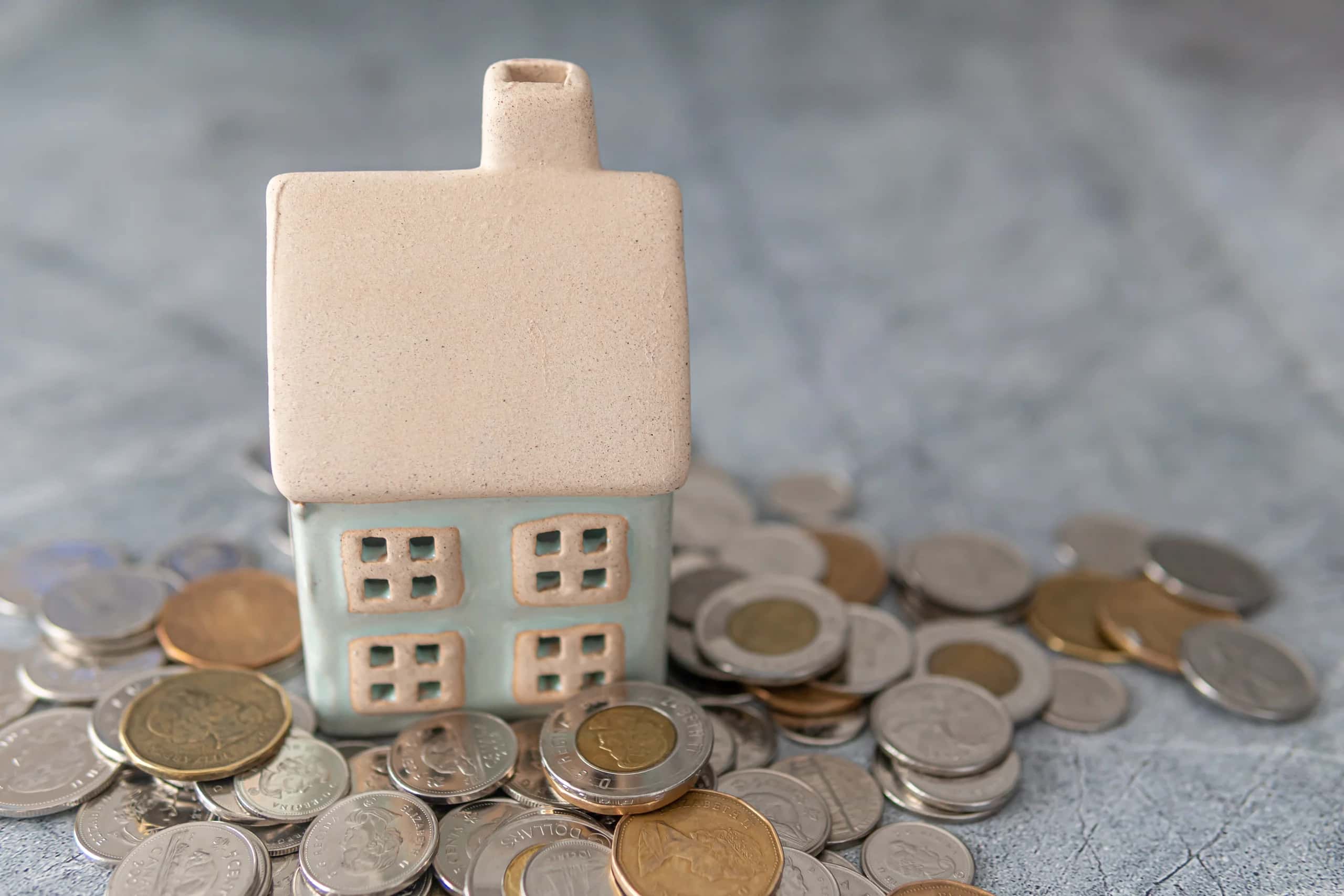 Mortgage Default Worries Drop to 39% in CMHC Survey as Renewers Absorb $375 Payment Hike